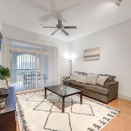 Apartament Chic 1Br Near Nrg With Pool Wifi Freeparking Houston Zewnętrze zdjęcie