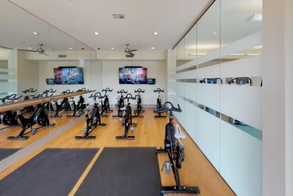 Apartament Chic 1Br Near Nrg With Pool Wifi Freeparking Houston Zewnętrze zdjęcie