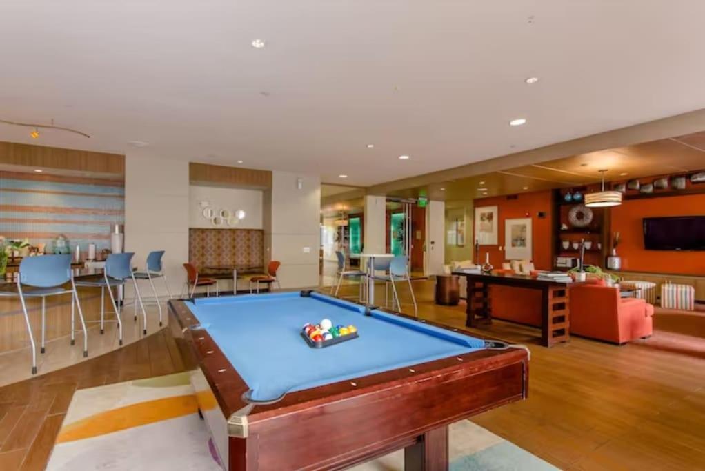 Apartament Chic 1Br Near Nrg With Pool Wifi Freeparking Houston Zewnętrze zdjęcie